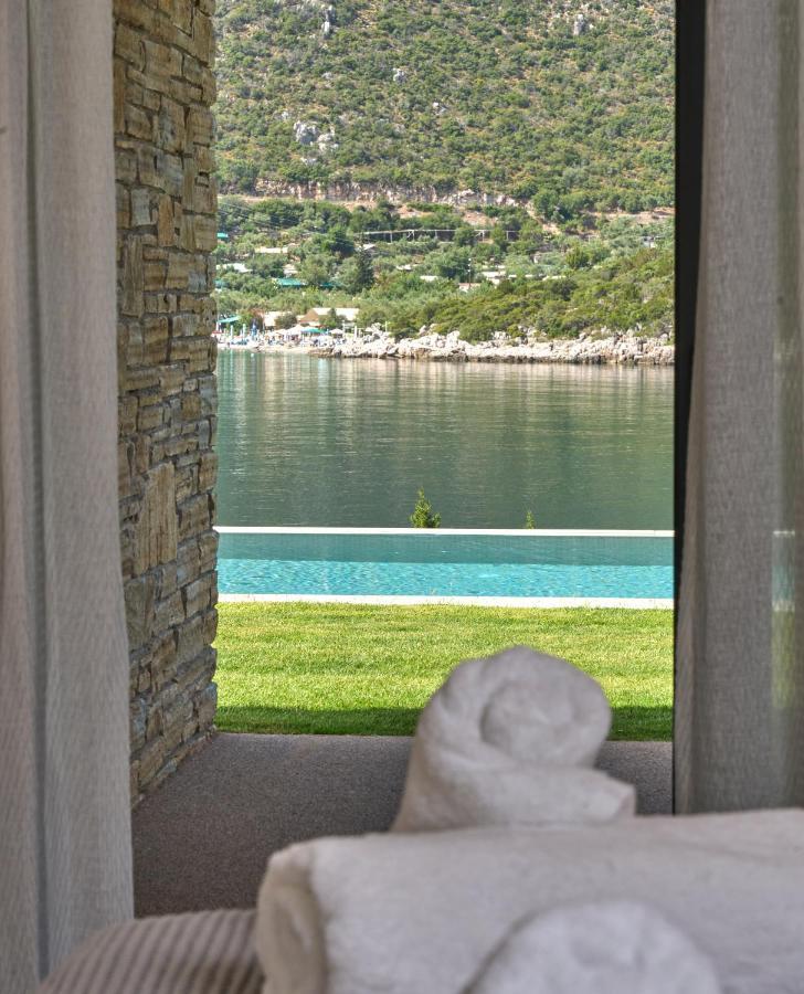 Into The Blue Suites Arkadiko Chorio Екстериор снимка
