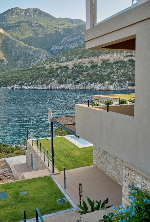 Into The Blue Suites Arkadiko Chorio Екстериор снимка